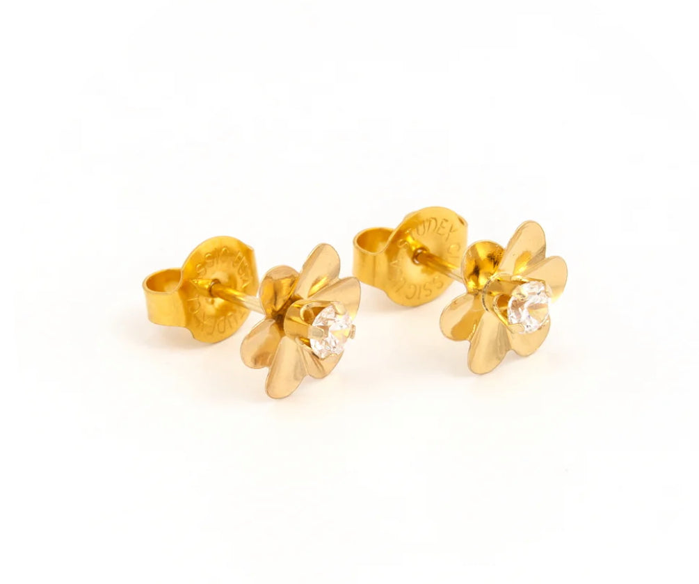 14k gold flower
